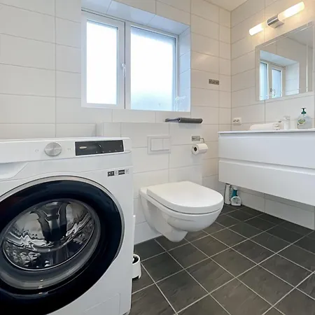 Apartament Near Downtown Nr 24 By Bertis *